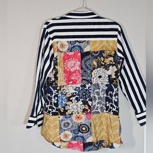 SHAN Boutique Navy and White Plaid Shirt W/ Floral Back Size M NEW